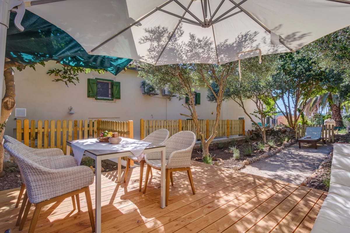 casa-rustica-apartment-silver-mali-losinj-croatia 03